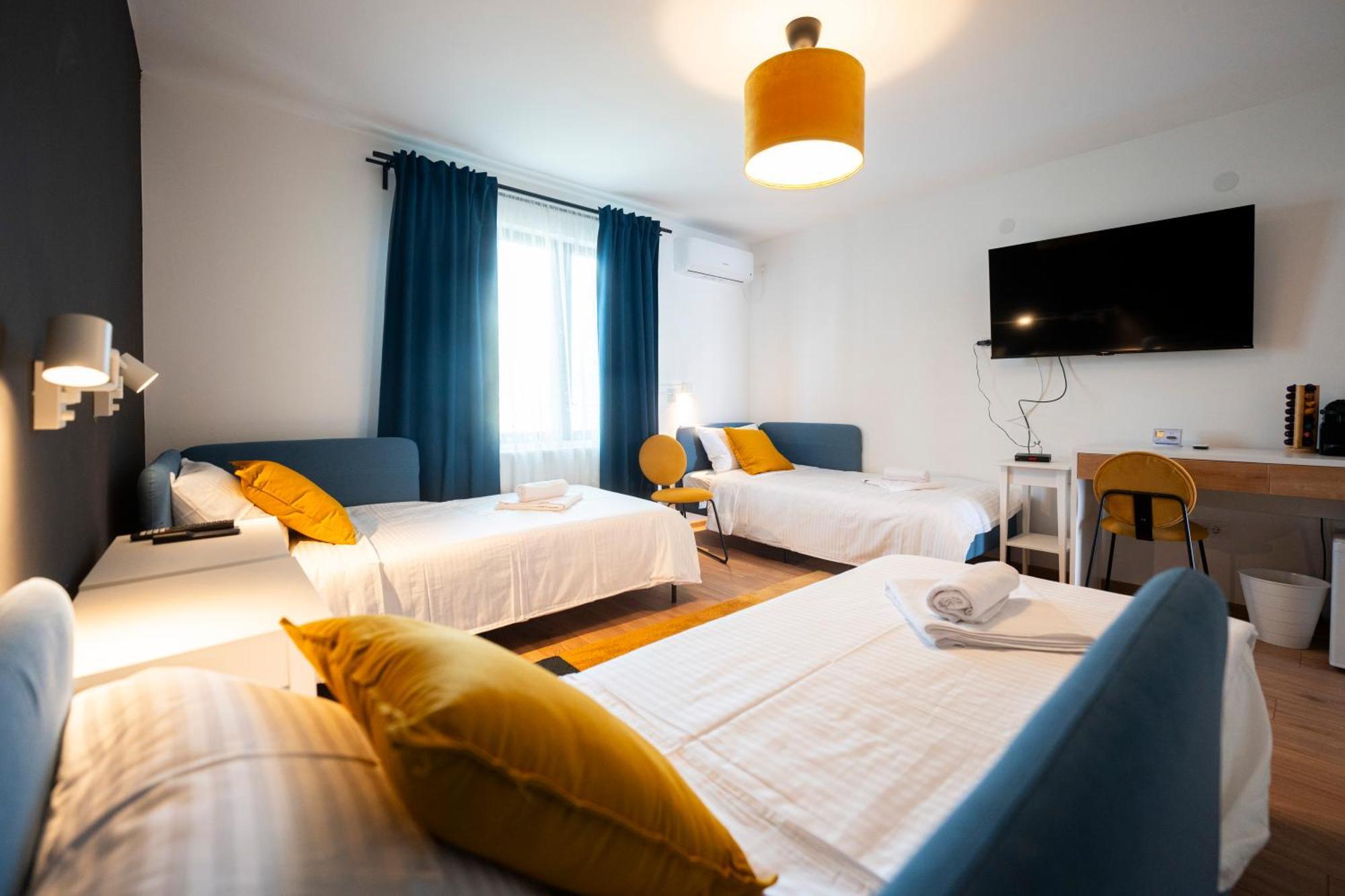 Cozy Nook B&B - Free Private Parking Újvidék Kültér fotó